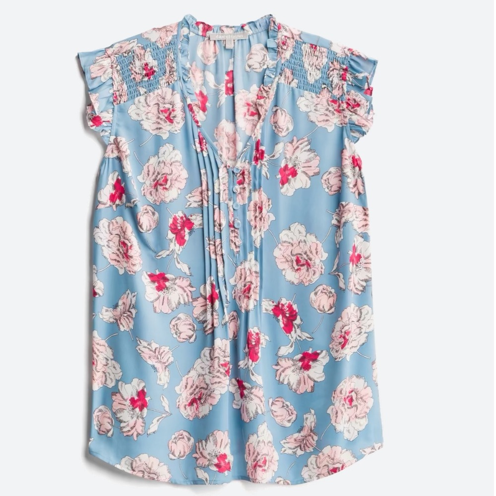 Flutter detail blouse